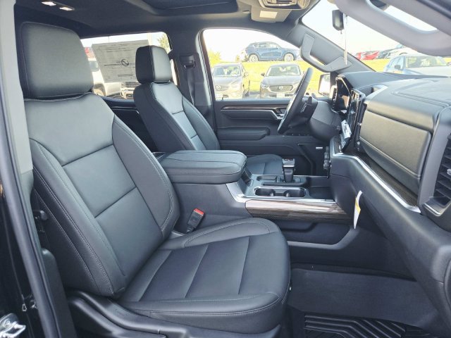 New 2026 Chevrolet Silverado 1500 LT Trail Boss w/ LT Trail Boss Premium Package AWD/4WD image 17