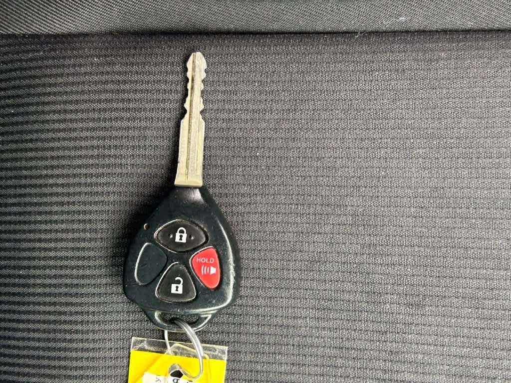 Used 2015 Toyota Yaris LE FWD image 19