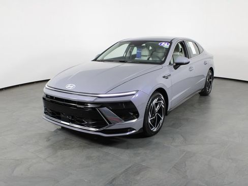 Certified 2026 Hyundai Sonata SEL FWD image 10