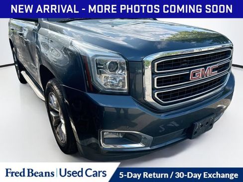 Used 2019 GMC Yukon SLE w/ SLE Value Package AWD/4WD image 1