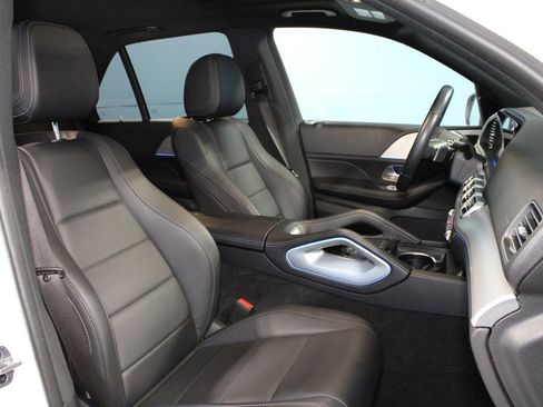 Used 2024 Mercedes-Benz GLE 350 4MATIC image 25