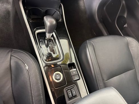 Used 2020 Mitsubishi Outlander SEL AWD/4WD image 17