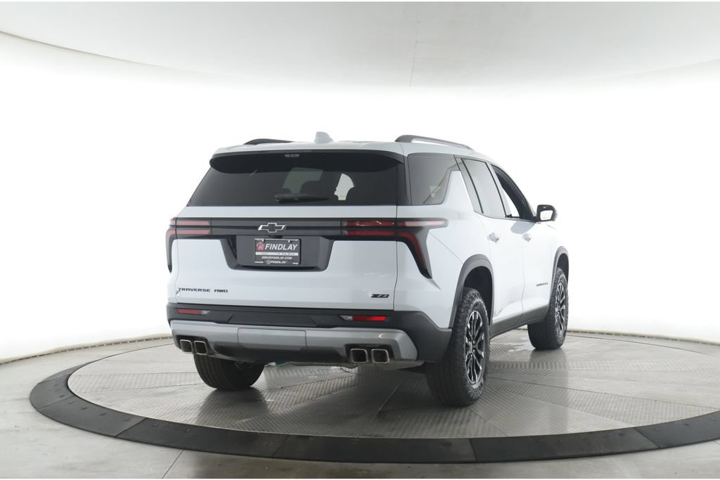 Used 2026 Chevrolet Traverse Z71 AWD/4WD image 7