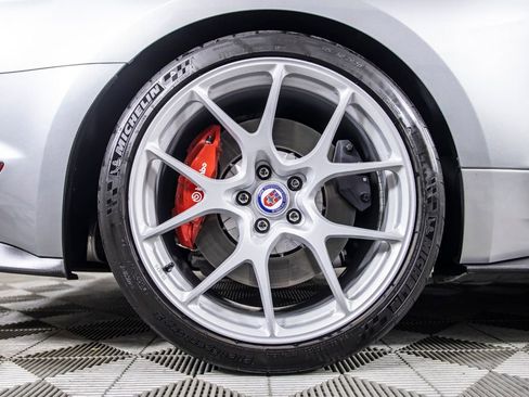 Used 2020 Ford Mustang Shelby GT500 w/ Technology Package image 40