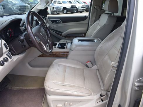 Used 2015 GMC Yukon Denali AWD/4WD image 8