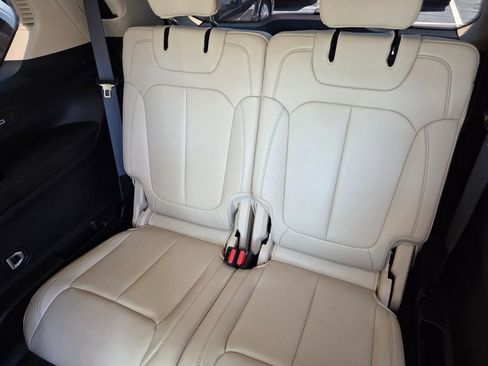 Used 2021 Jeep Grand Cherokee L Limited RWD image 8