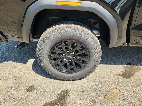 New 2026 GMC Canyon Elevation w/ Convenience Package RWD image 5