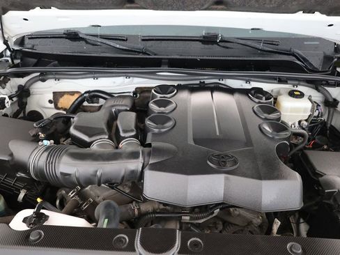 Used 2019 Toyota 4Runner Limited image 25