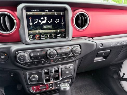 Used 2021 Jeep Wrangler Unlimited Rubicon image 18