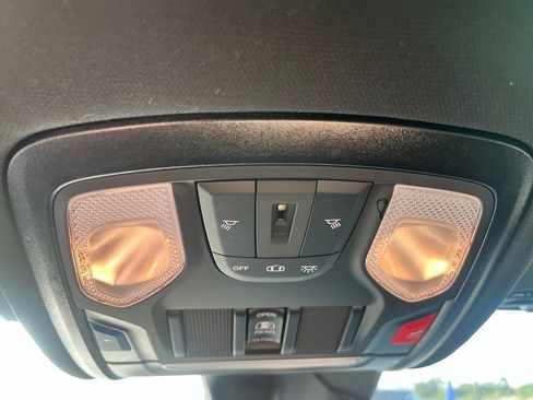 Used 2025 RAM 1500 Lone Star AWD/4WD image 32