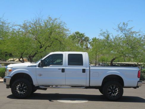 Used 2011 Ford F250 XLT w/ XLT Interior Pkg AWD/4WD image 2