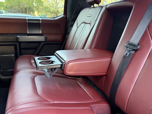 Used 2018 Ford F150 Platinum w/ Equipment Group 701A Luxury image 43