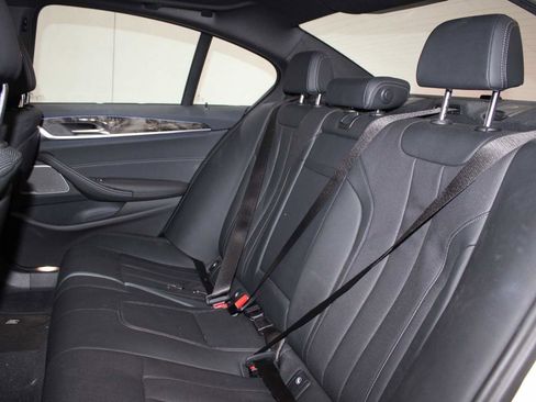 Certified 2023 BMW 530e w/ M Sport Package image 13