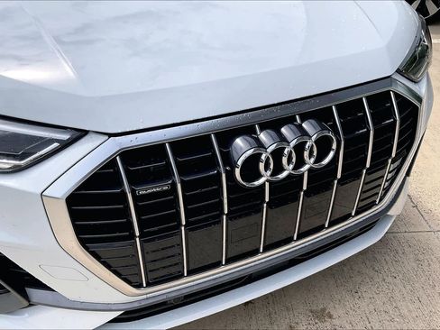 Used 2023 Audi Q3 2.0T Premium w/ Convenience Package image 29