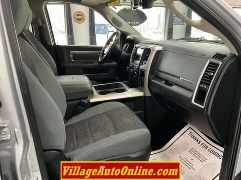Used 2018 RAM 1500 Big Horn AWD/4WD image 36