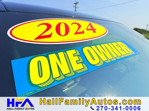Used 2024 Jeep Wagoneer L Series II w/ Flexible Seating Group AWD/4WD image 10