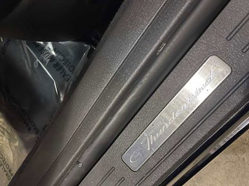 Used 2002 Ford Thunderbird image 20