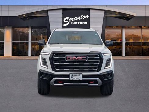 New 2026 GMC Yukon AT4 w/ AT4 Premium Plus Package AWD/4WD image 8