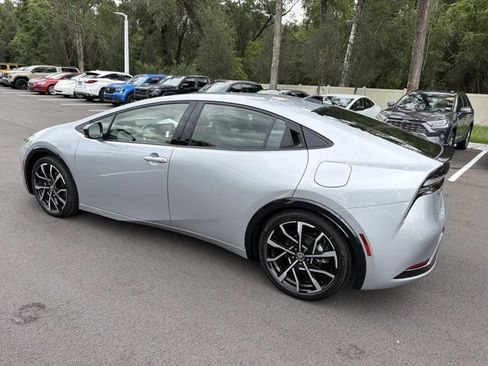 Certified 2026 Toyota Prius Plug-In Hybrid FWD image 4