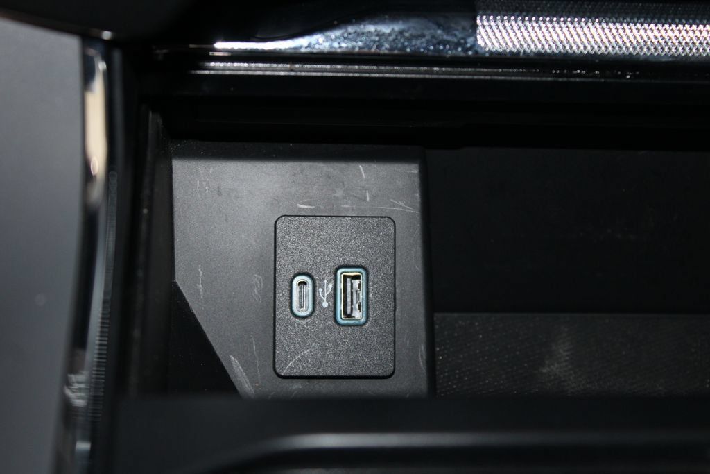 Used 2024 Ford F150 Lariat w/ Tow/Haul Package AWD/4WD image 51