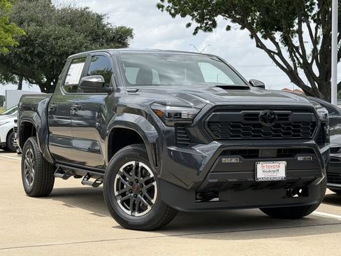 New 2026 Toyota Tacoma TRD Sport AWD/4WD image 2