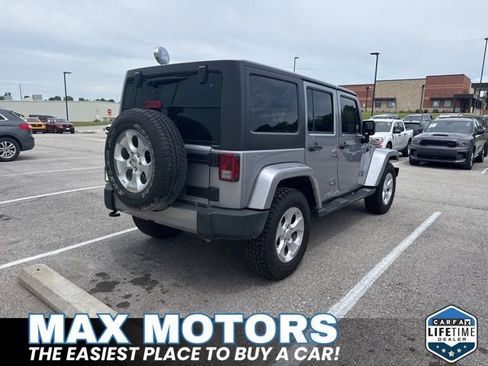 Used 2016 Jeep Wrangler Unlimited Sahara w/ Connectivity Group AWD/4WD image 7