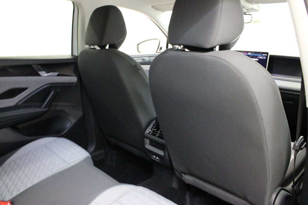 Certified 2026 Volkswagen Tiguan S FWD image 19