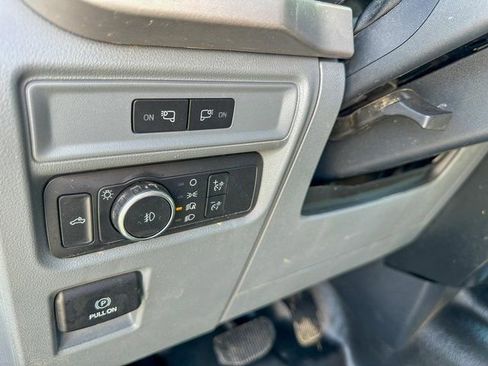 Used 2022 Ford F150 XL w/ Trailer Tow Package image 14