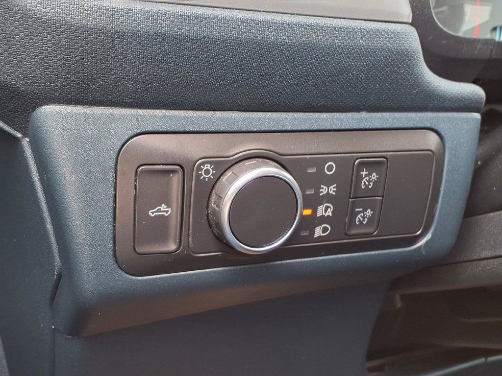 Used 2022 Ford Maverick XL FWD image 22