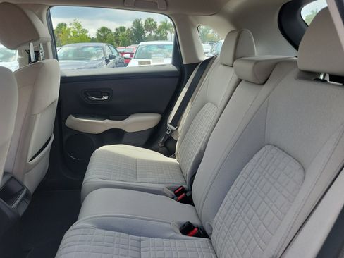 Used 2023 Honda HR-V LX image 13