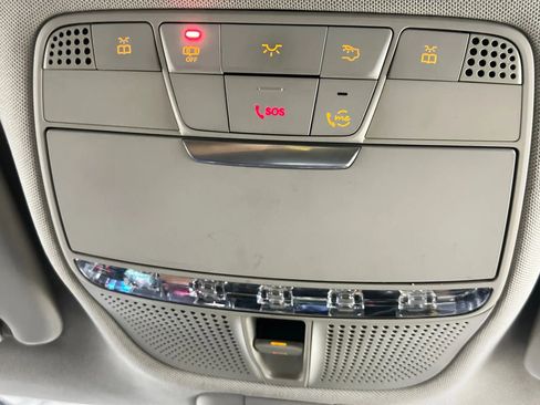 Used 2019 Mercedes-Benz C 300 Sedan w/ Parking Assistance Package image 46