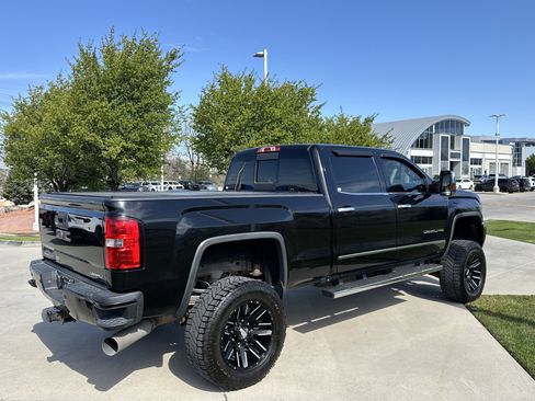 Used 2015 GMC Sierra 3500 Denali AWD/4WD image 5