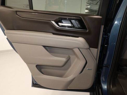 Certified 2026 GMC Yukon Elevation w/ Elevation Premium Package AWD/4WD image 23