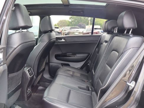 Used 2021 Kia Sportage SX AWD/4WD image 6