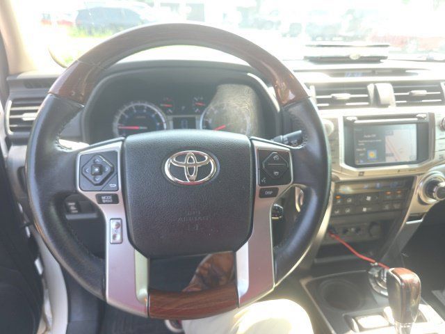 Used 2014 Toyota 4Runner Limited AWD/4WD image 19