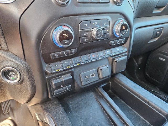 Used 2021 GMC Sierra 1500 AT4 w/ Technology Package AWD/4WD image 11