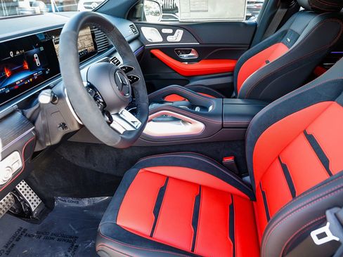 New 2026 Mercedes-Benz GLE 53 AMG 4MATIC Coupe image 19