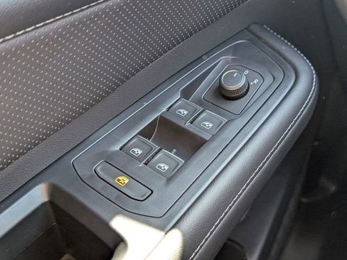 New 2026 Volkswagen Atlas Cross Sport SEL R-Line image 25