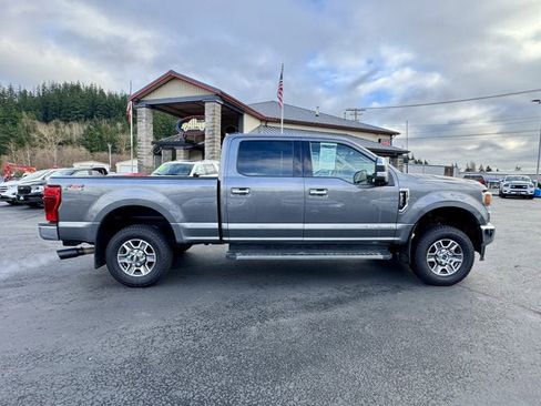 Used 2022 Ford F350 XLT w/ XLT Premium Package image 3