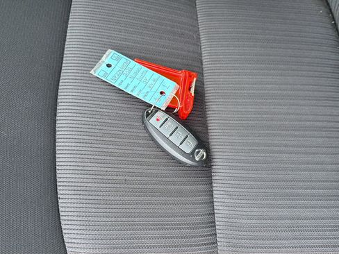 Used 2022 Nissan Sentra SV image 20