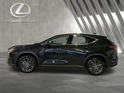 Used 2025 Lexus NX 250 FWD w/ Towing Package (2000 Lbs)