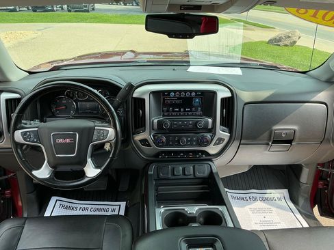 Used 2018 GMC Sierra 1500 SLT w/ SLT Premium Package AWD/4WD image 12