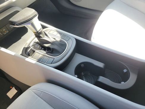 New 2026 Hyundai Kona SE FWD image 15