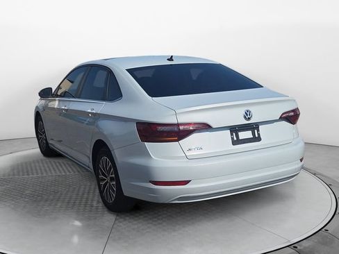 Used 2019 Volkswagen Jetta SE w/ Cold Weather Package FWD image 3