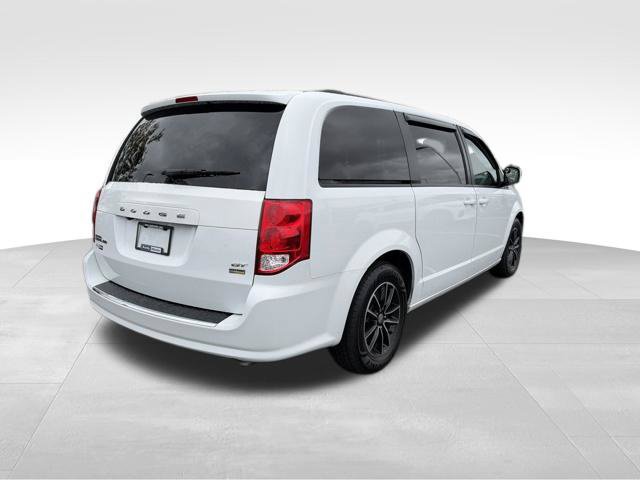 Used 2018 Dodge Grand Caravan GT FWD image 7