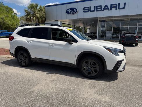 Used 2025 Subaru Ascent Onyx Edition AWD/4WD image 1