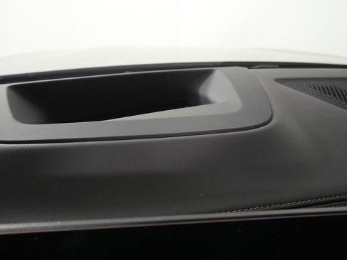 Used 2025 BMW X7 xDrive40i w/ M Sport Package image 27