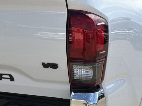 Used 2023 Toyota Tacoma SR5 RWD image 8