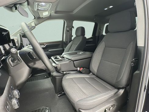 Used 2024 Chevrolet Silverado 1500 LT AWD/4WD image 15