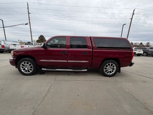 Used 2007 GMC Sierra 1500 SLE w/ Sierra Special Edition image 5